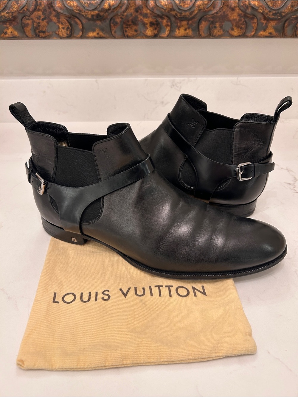 Louis Vuitton Black Leather Greenwich Ankle Boots, Men’s LV 11